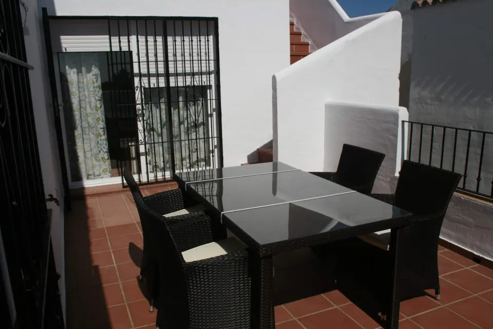 Terrasse mit Esstisch